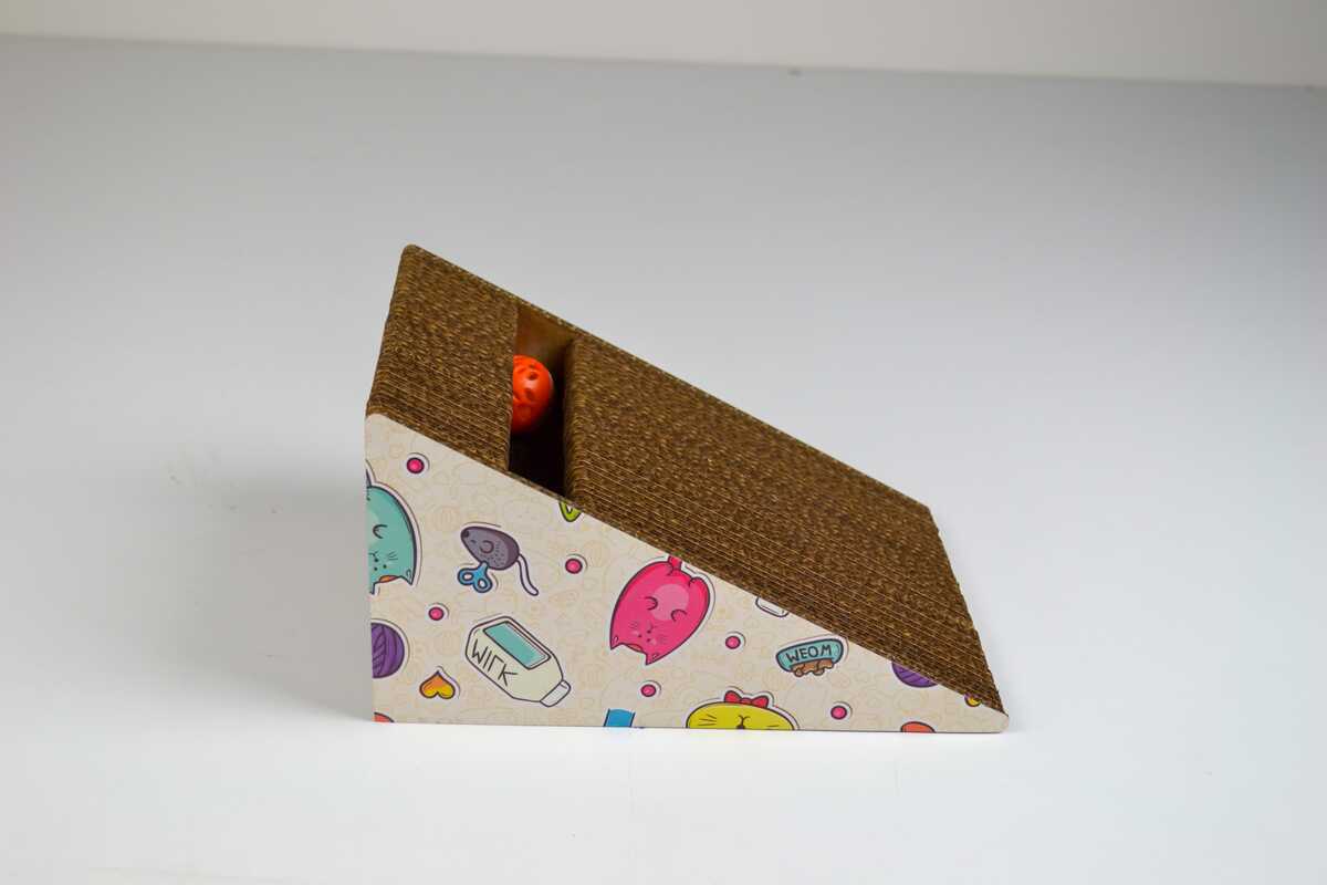 Kedi Tırmalama Rtp2021 Noısy Kediler 27,5x20x14.5cm